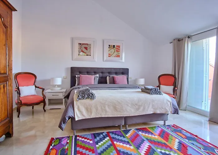 Apartment Beautiful Duplex Penthouse Near Puerto Banus